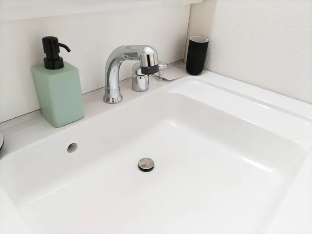 カウンター一体型洗面台