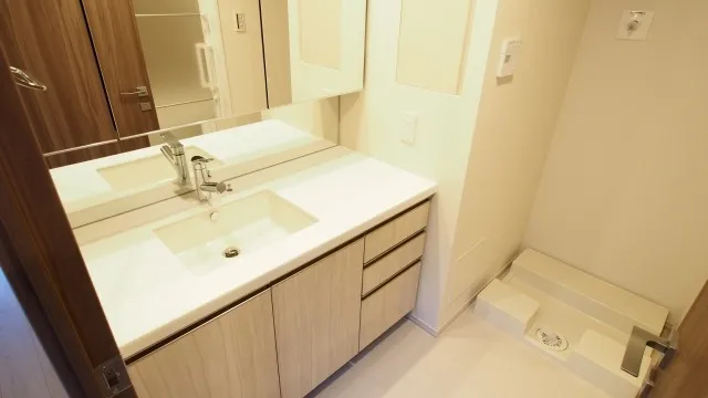 洗面化粧台リフォーム