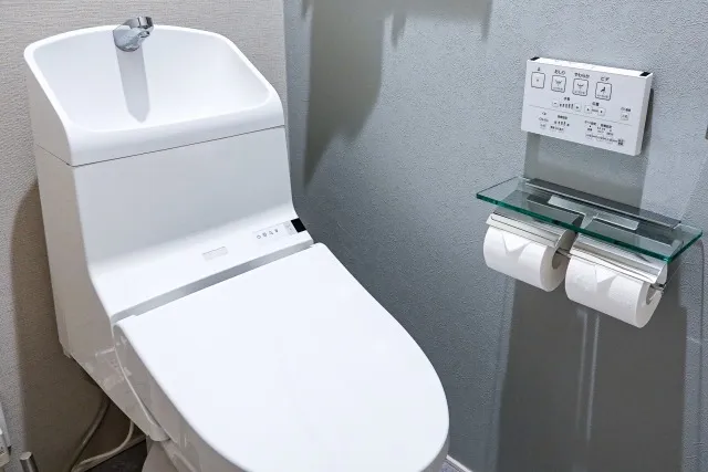 タンク式トイレ