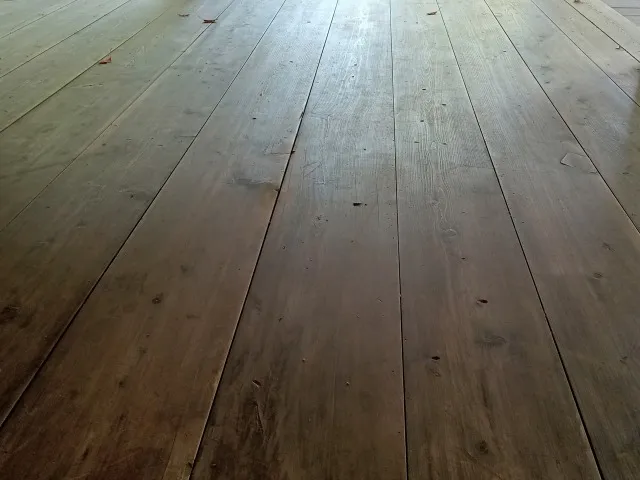 無垢材・フローリング