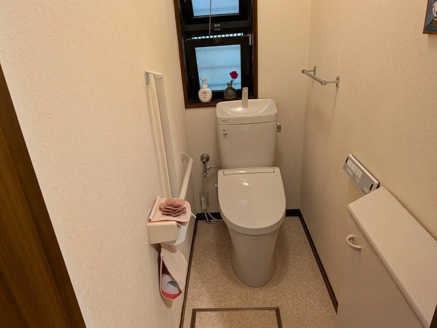 【三重県鈴鹿市】LIXIL製トイレへの取替工事