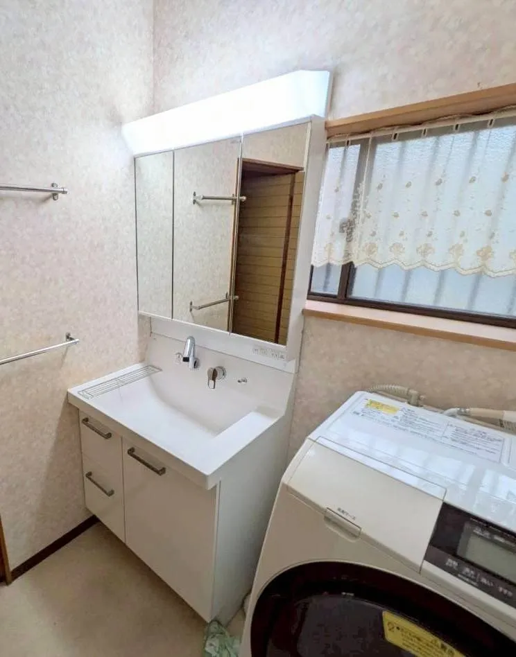 【三重県鈴鹿市】洗面台取替工事