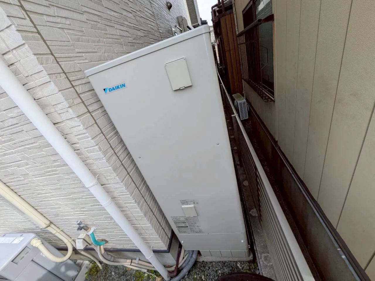 【三重県鈴鹿市】ダイキン製エコキュートへの交換工事