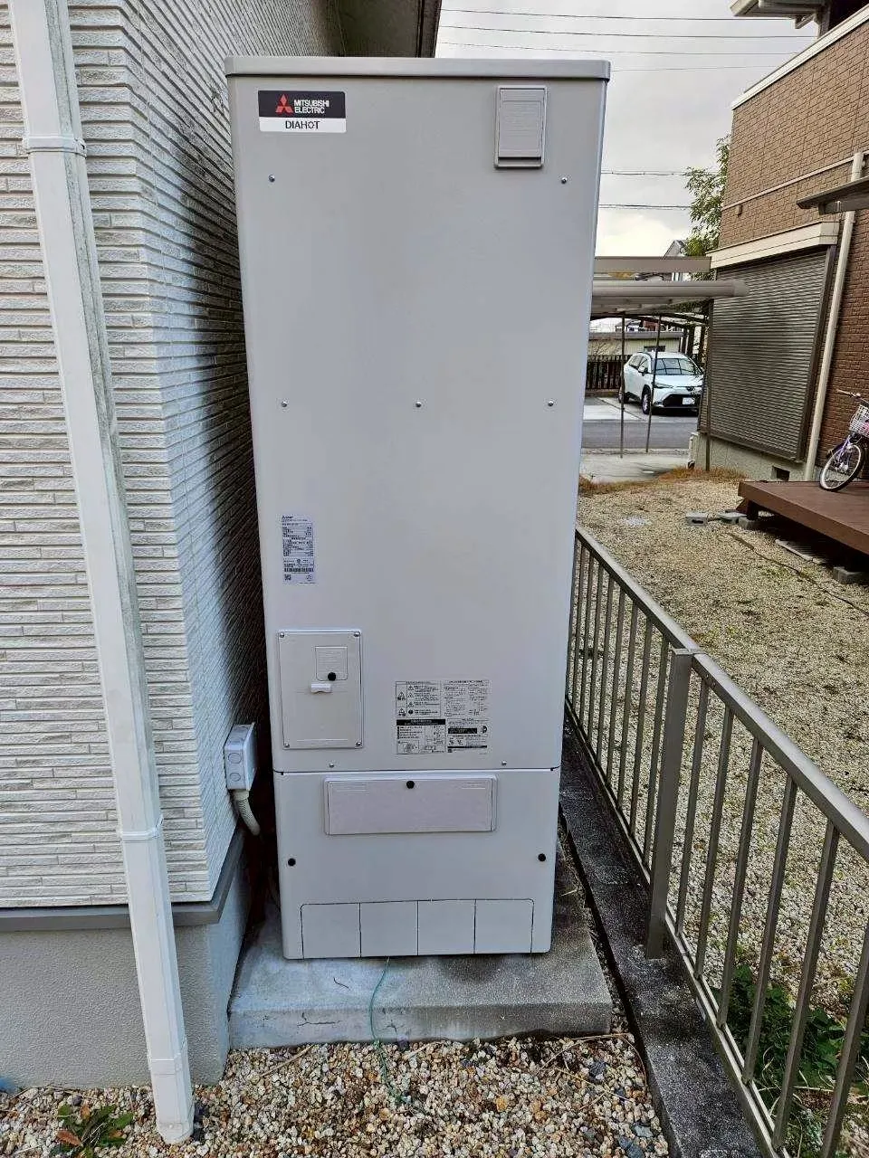 【三重県四日市市】三菱製エコキュートへの交換工事