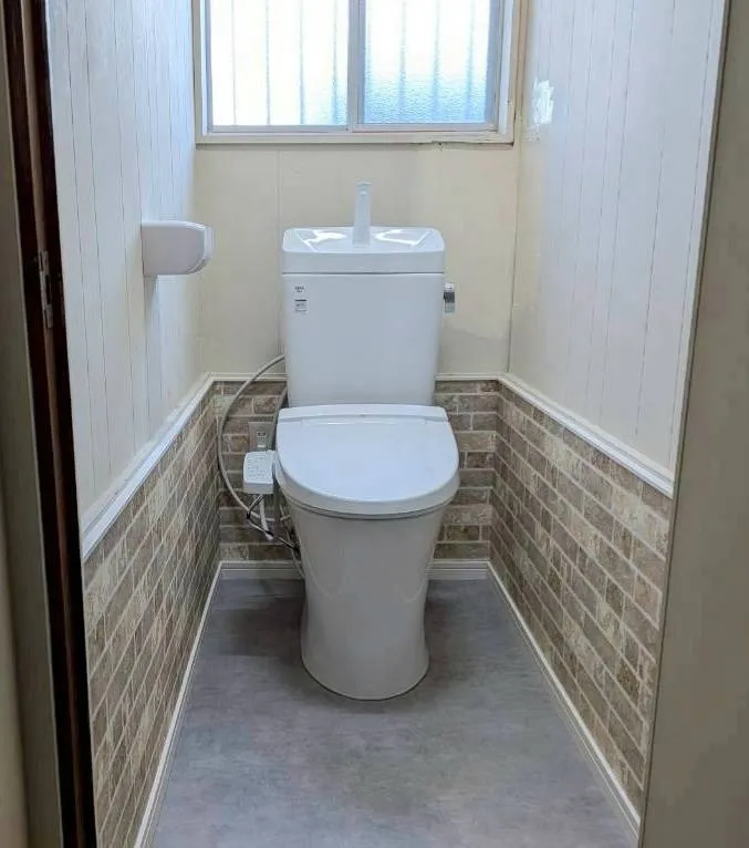 【三重県鈴鹿市】LIXIL製トイレへのリフォーム