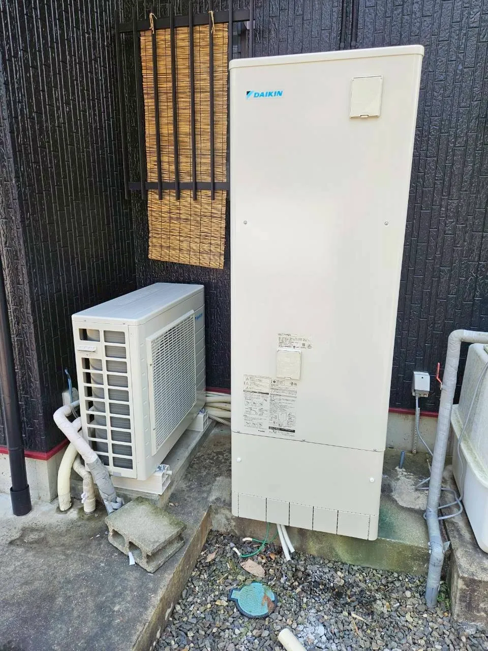 交換後のダイキン製エコキュート