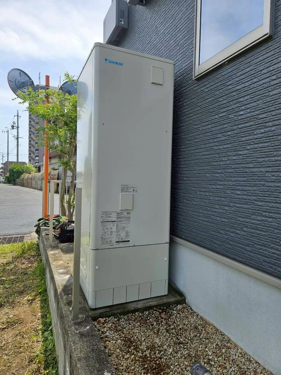 【三重県鈴鹿市】ダイキン製エコキュートへの交換工事